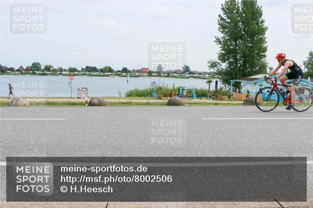 21.06.2025 - 27. Vierlanden-Triathlon H.Heesch http://msf.ph/oto/8002506 15.06.2025 12:41:05 Radfahren 1081, 1082, 1083, 1084 meine-sportfotos.de