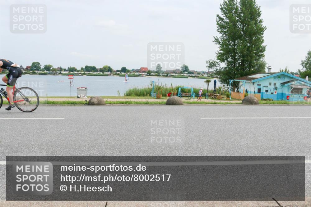 21.06.2025 - 27. Vierlanden-Triathlon H.Heesch http://msf.ph/oto/8002517 15.06.2025 12:41:05 Radfahren 1081, 1082, 1083, 1084 meine-sportfotos.de
