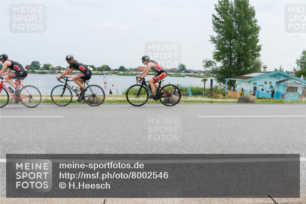 21.06.2025 - 27. Vierlanden-Triathlon H.Heesch http://msf.ph/oto/8002546 15.06.2025 12:41:38 Radfahren 671, 908, 1089, 1090, 1091, 1092 meine-sportfotos.de