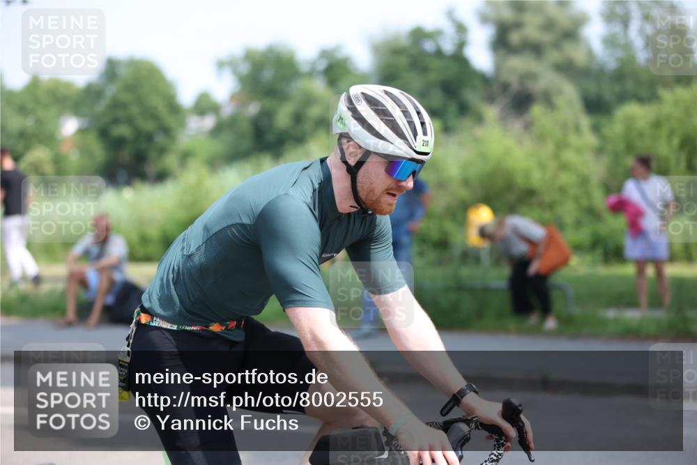 15.06.2025 - 7 Türme Triathlon Yannick Fuchs http://msf.ph/oto/8002555 15.06.2025 12:30:01 Radfahren 457 meine-sportfotos.de