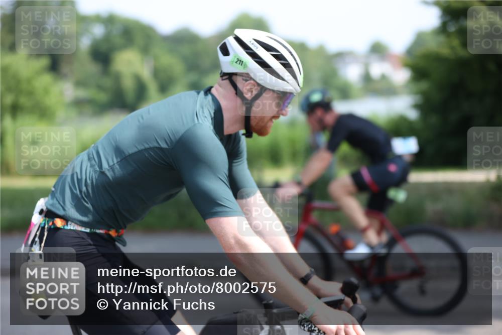 15.06.2025 - 7 Türme Triathlon Yannick Fuchs http://msf.ph/oto/8002575 15.06.2025 12:30:01 Radfahren 457 meine-sportfotos.de