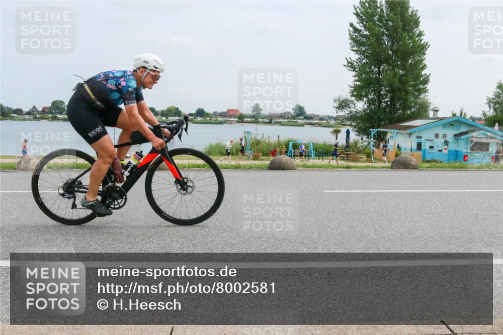 21.06.2025 - 27. Vierlanden-Triathlon H.Heesch http://msf.ph/oto/8002581 15.06.2025 12:41:39 Radfahren 671, 908, 1089, 1090, 1091, 1092 meine-sportfotos.de