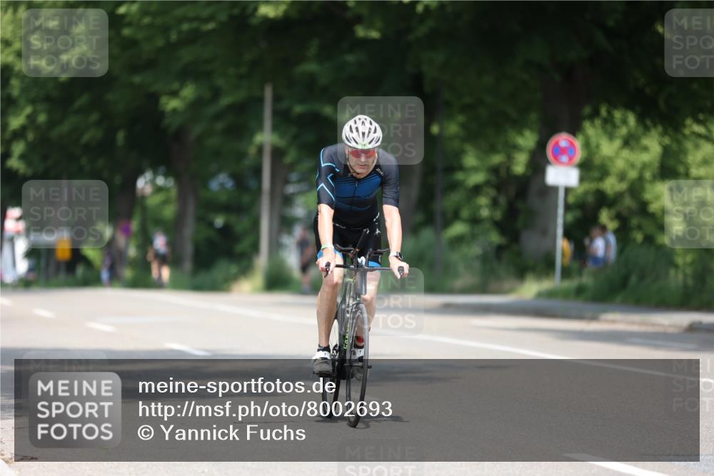15.06.2025 - 7 Türme Triathlon Yannick Fuchs http://msf.ph/oto/8002693 15.06.2025 12:30:14 Radfahren 218, 303, 582 meine-sportfotos.de