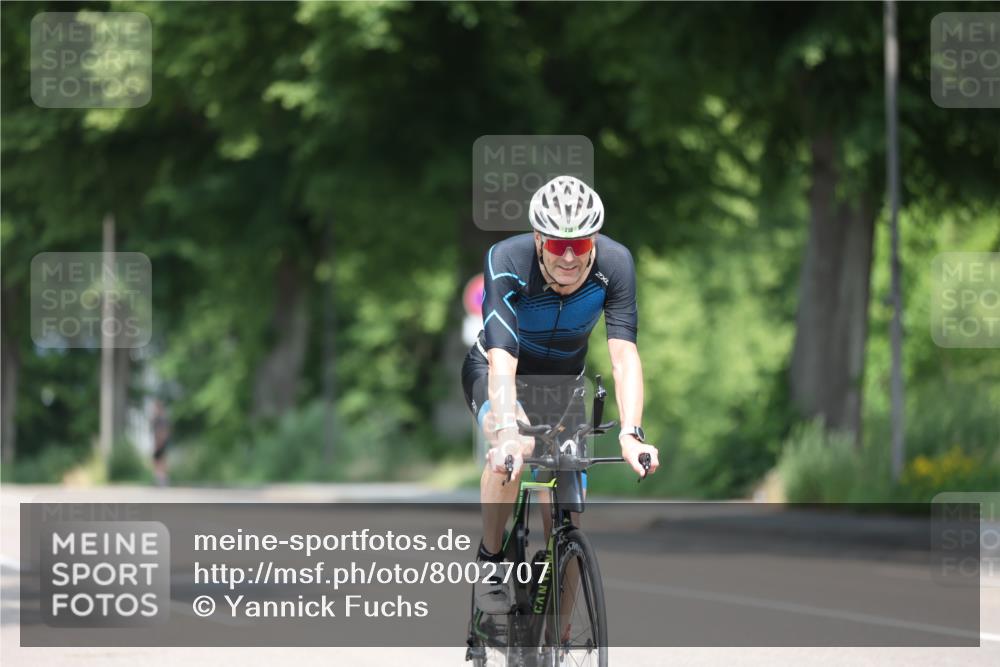 15.06.2025 - 7 Türme Triathlon Yannick Fuchs http://msf.ph/oto/8002707 15.06.2025 12:30:15 Radfahren 218, 303, 582 meine-sportfotos.de