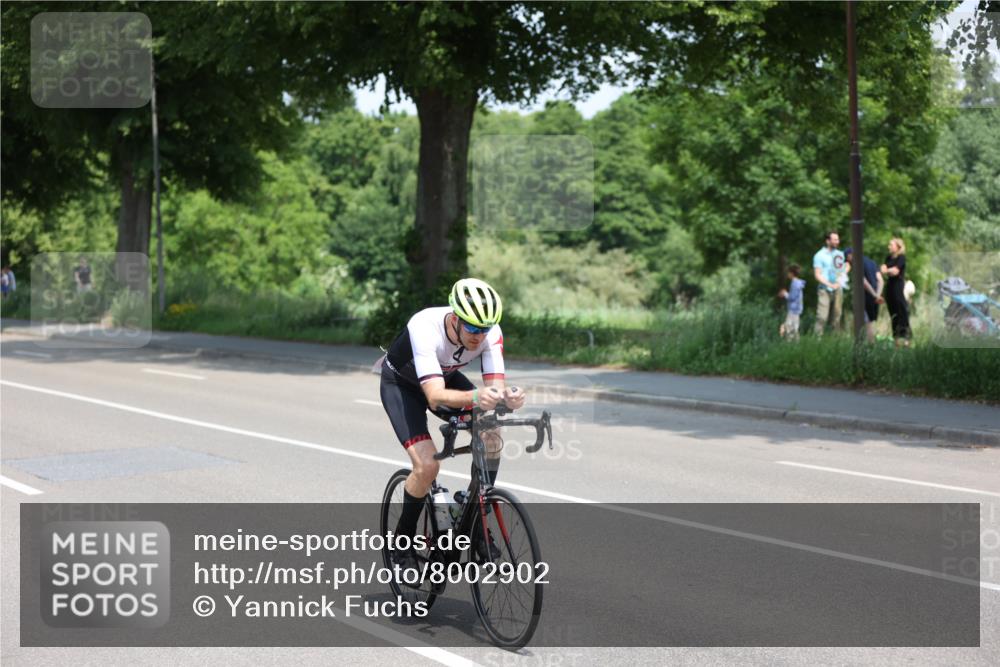 15.06.2025 - 7 Türme Triathlon Yannick Fuchs http://msf.ph/oto/8002902 15.06.2025 12:30:58 Radfahren 286, 320, 324 meine-sportfotos.de