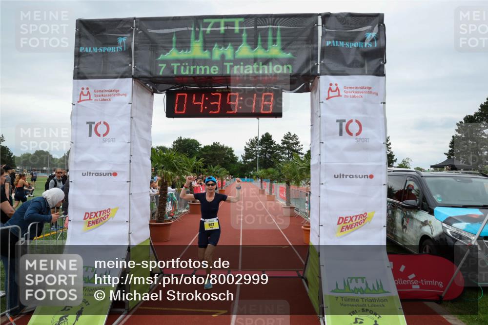 15.06.2025 - 7 Türme Triathlon Michael Strokosch http://msf.ph/oto/8002999 15.06.2025 14:39:18 Ziel 803 meine-sportfotos.de