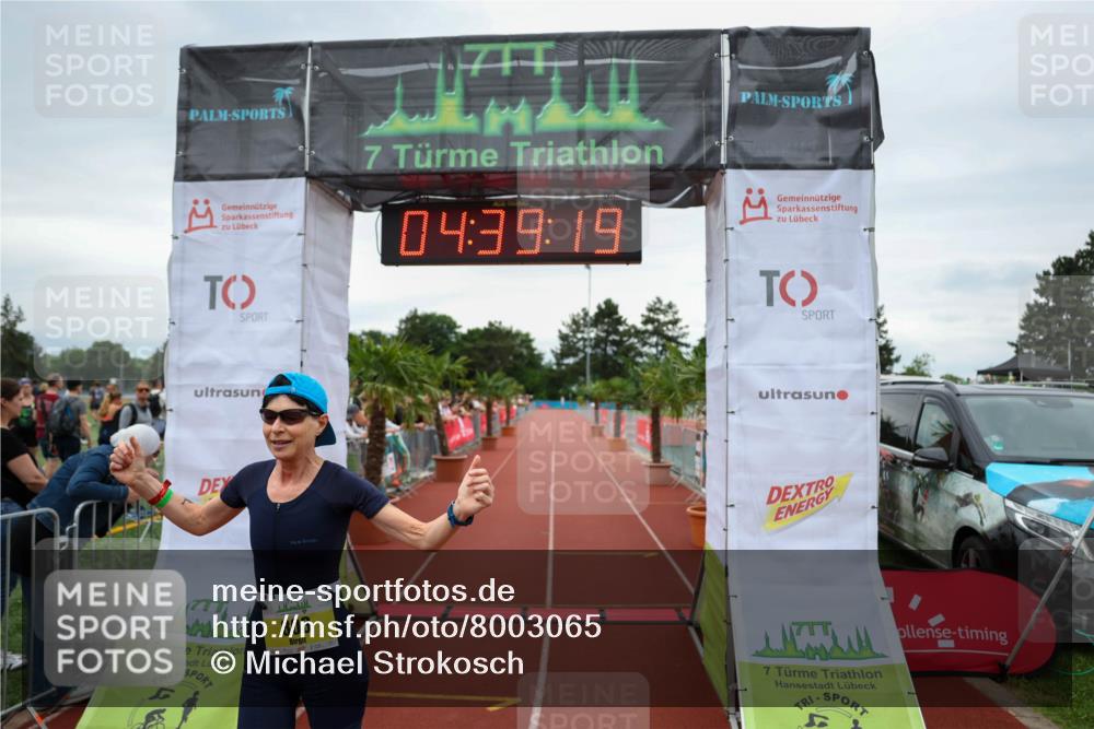 15.06.2025 - 7 Türme Triathlon Michael Strokosch http://msf.ph/oto/8003065 15.06.2025 14:39:19 Ziel 803 meine-sportfotos.de