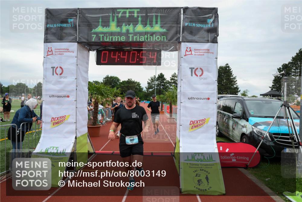 15.06.2025 - 7 Türme Triathlon Michael Strokosch http://msf.ph/oto/8003149 15.06.2025 14:40:54 Ziel 415, 487, 641 meine-sportfotos.de