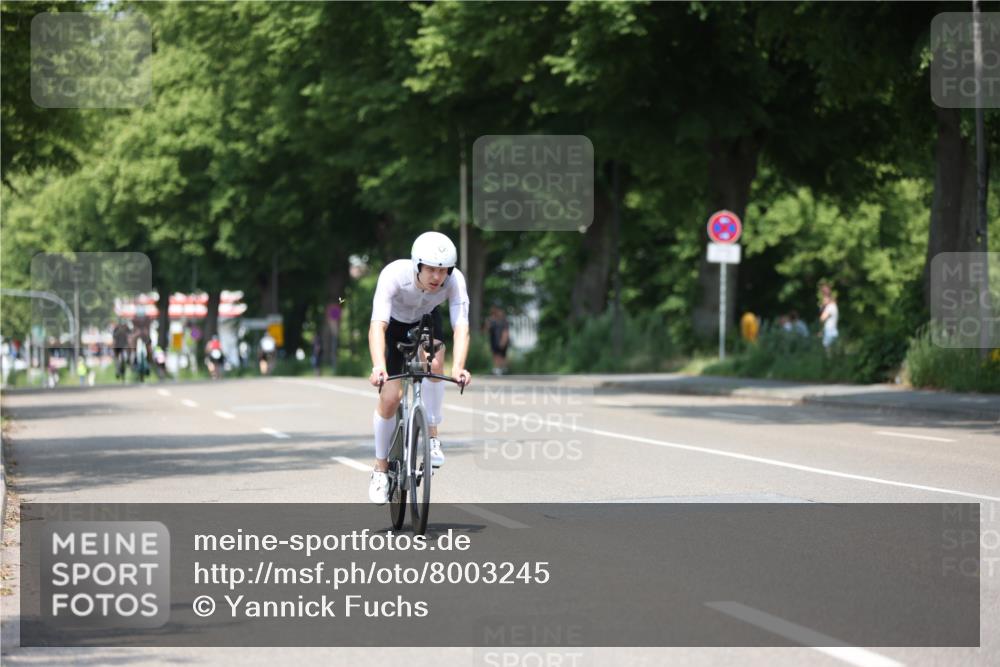 15.06.2025 - 7 Türme Triathlon Yannick Fuchs http://msf.ph/oto/8003245 15.06.2025 12:33:04 Radfahren 334, 589 meine-sportfotos.de