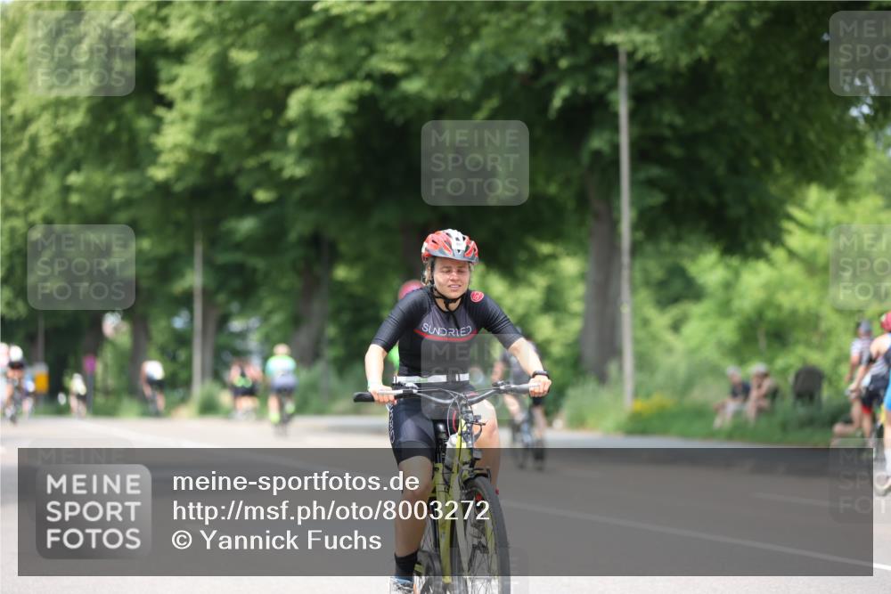 15.06.2025 - 7 Türme Triathlon Yannick Fuchs http://msf.ph/oto/8003272 15.06.2025 13:16:48 Radfahren 291, 336, 337, 401, 533, 737, 748, 830, 970 meine-sportfotos.de