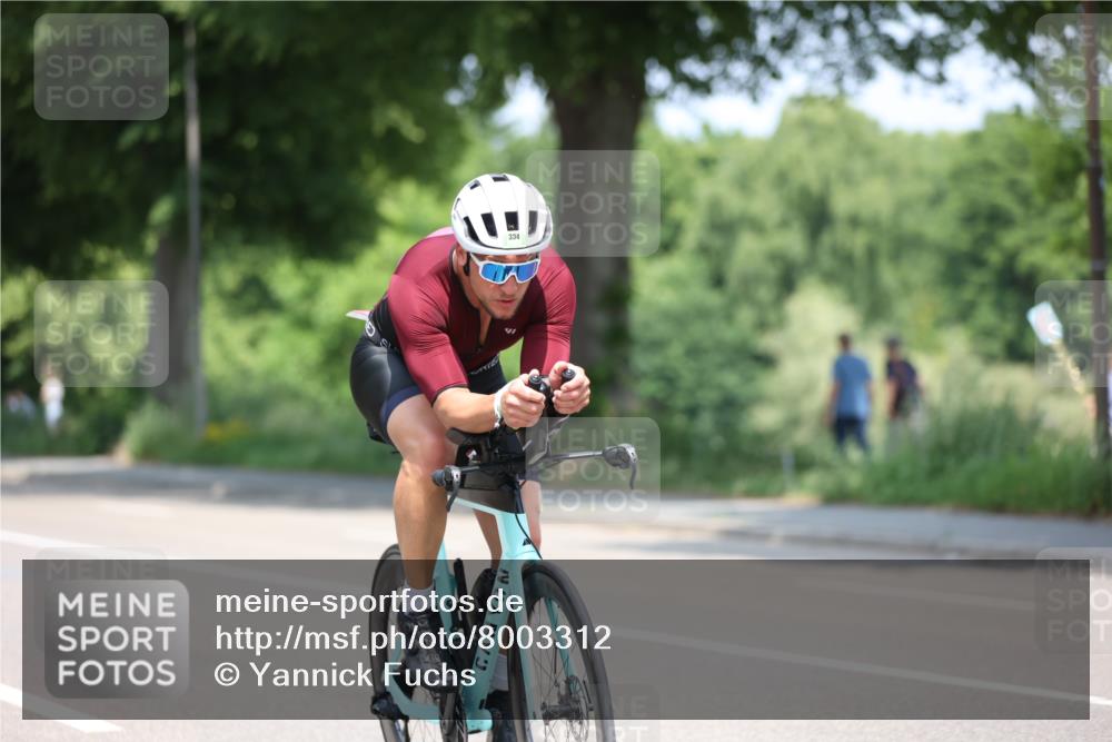 15.06.2025 - 7 Türme Triathlon Yannick Fuchs http://msf.ph/oto/8003312 15.06.2025 12:33:10 Radfahren 334, 544 meine-sportfotos.de