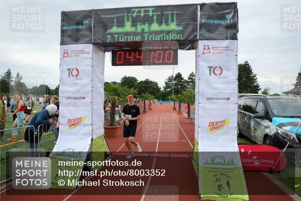 15.06.2025 - 7 Türme Triathlon Michael Strokosch http://msf.ph/oto/8003352 15.06.2025 14:41:00 Ziel 415, 487, 596 meine-sportfotos.de