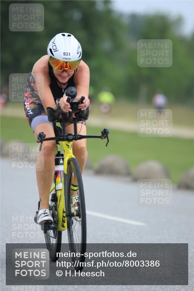 21.06.2025 - 27. Vierlanden-Triathlon H.Heesch http://msf.ph/oto/8003386 15.06.2025 12:47:14 Radfahren 931 meine-sportfotos.de
