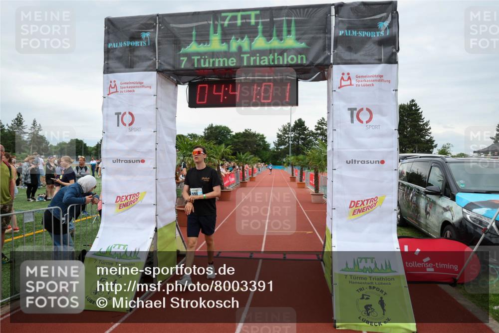 15.06.2025 - 7 Türme Triathlon Michael Strokosch http://msf.ph/oto/8003391 15.06.2025 14:41:01 Ziel 415, 487, 596 meine-sportfotos.de