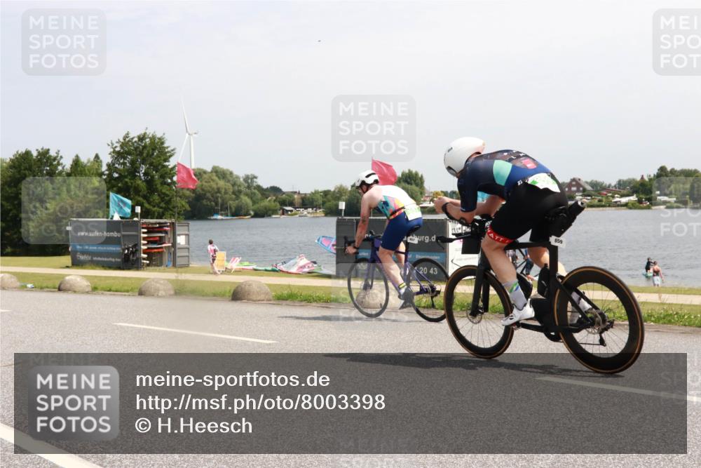 21.06.2025 - 27. Vierlanden-Triathlon H.Heesch http://msf.ph/oto/8003398 15.06.2025 11:48:12 Radfahren 701, 862 meine-sportfotos.de