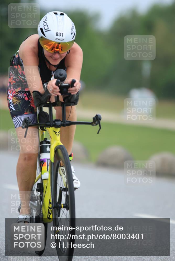 21.06.2025 - 27. Vierlanden-Triathlon H.Heesch http://msf.ph/oto/8003401 15.06.2025 12:47:14 Radfahren 931 meine-sportfotos.de