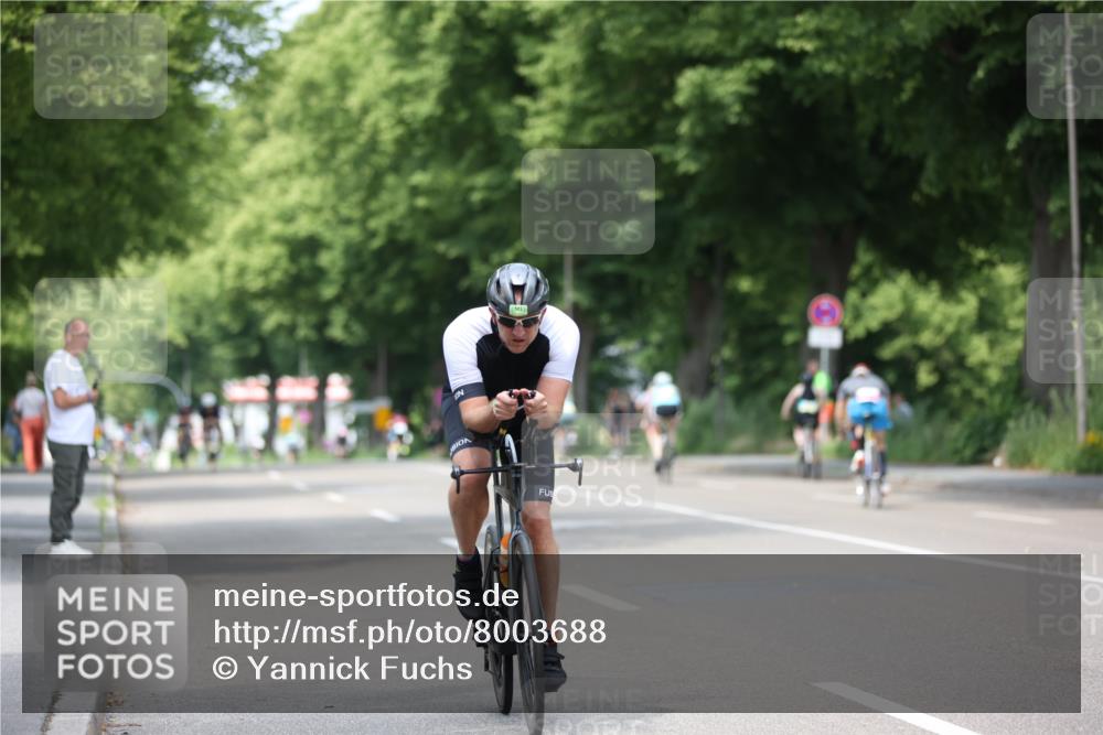 15.06.2025 - 7 Türme Triathlon Yannick Fuchs http://msf.ph/oto/8003688 15.06.2025 13:17:03 Radfahren 366, 563, 583, 706, 1039, 1188 meine-sportfotos.de