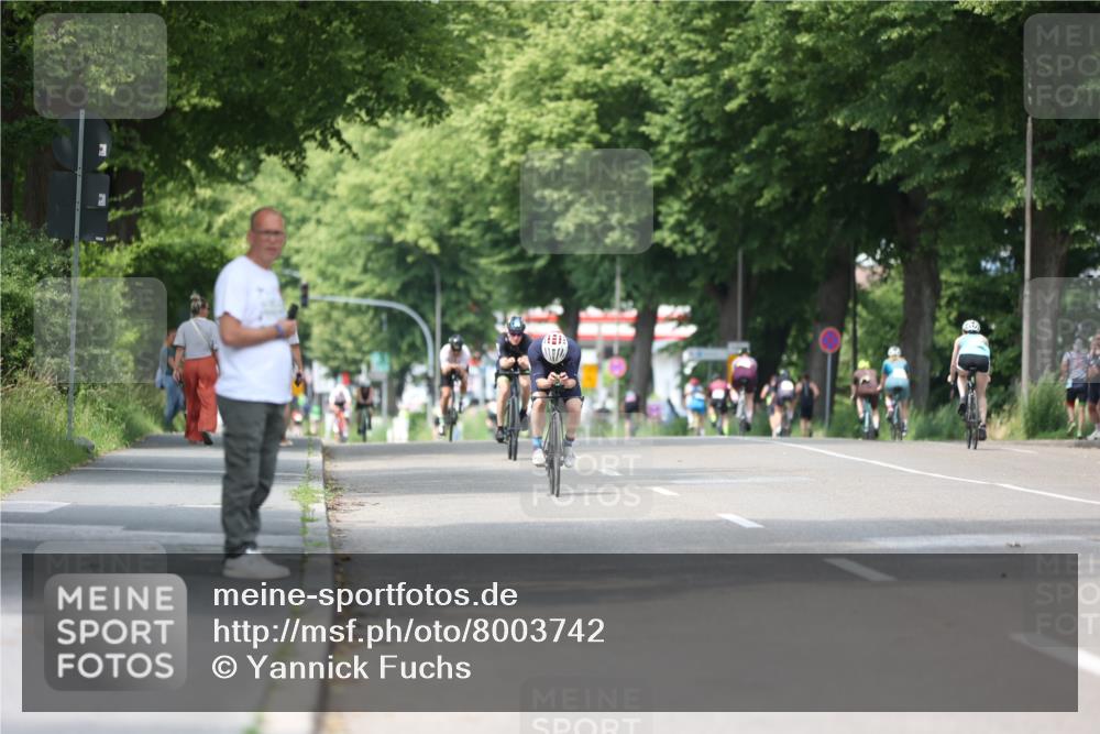 15.06.2025 - 7 Türme Triathlon Yannick Fuchs http://msf.ph/oto/8003742 15.06.2025 13:17:05 Radfahren 366, 445, 563, 566, 583, 1039, 1062 meine-sportfotos.de