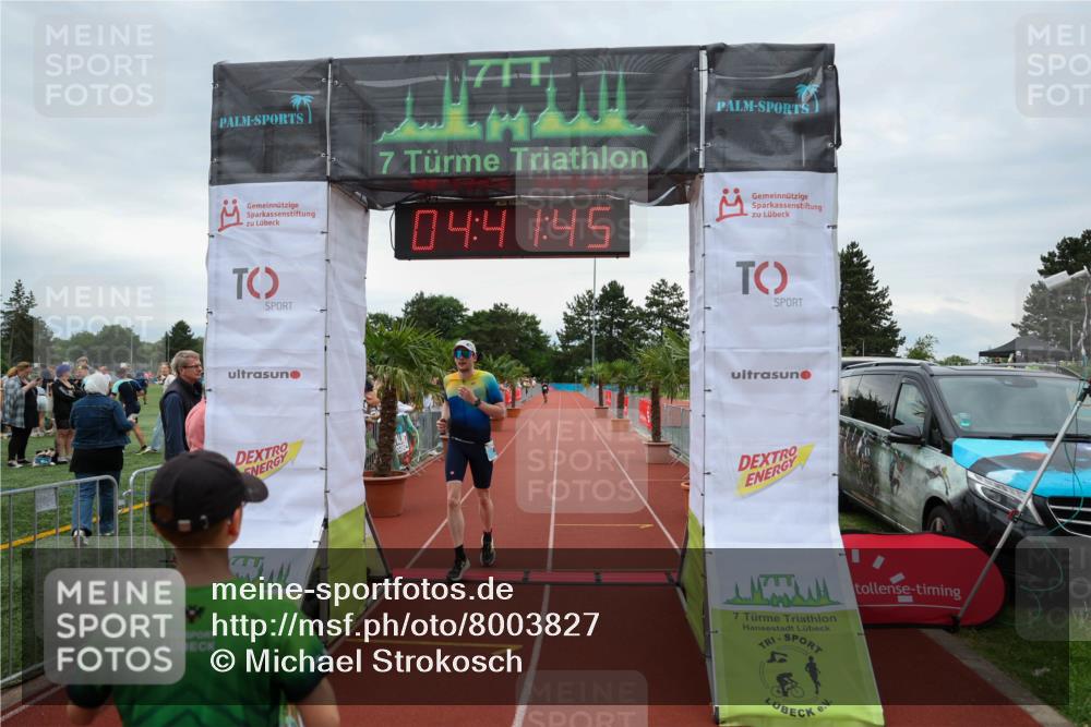 15.06.2025 - 7 Türme Triathlon Michael Strokosch http://msf.ph/oto/8003827 15.06.2025 14:41:44 Ziel 456 meine-sportfotos.de