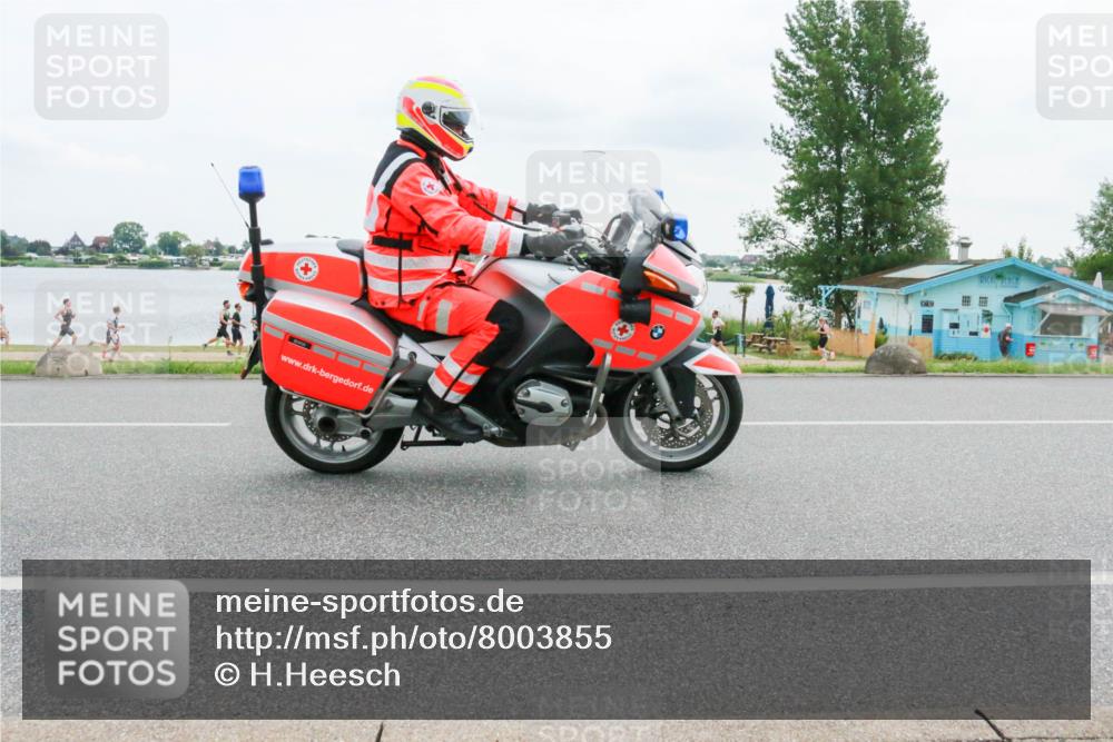 21.06.2025 - 27. Vierlanden-Triathlon H.Heesch http://msf.ph/oto/8003855 15.06.2025 12:55:16 Radfahren  meine-sportfotos.de