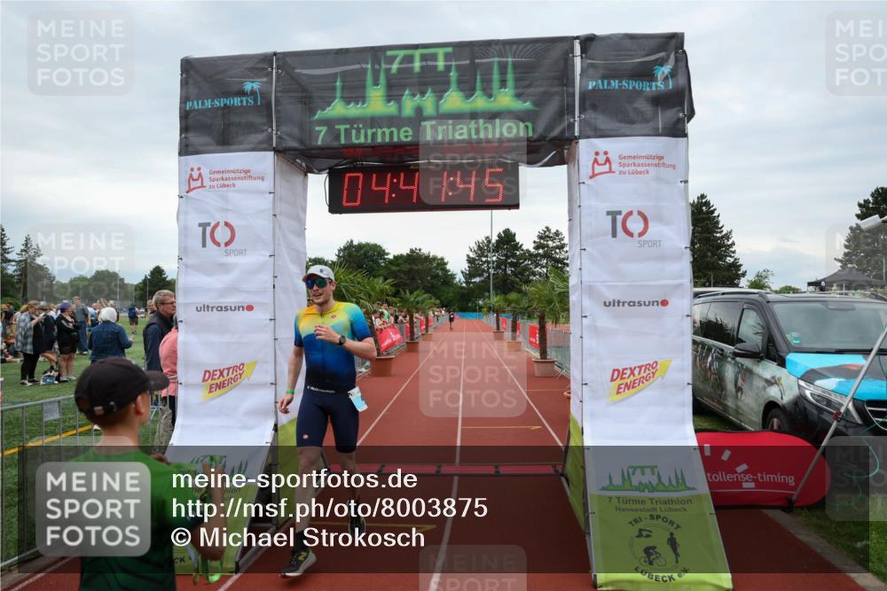 15.06.2025 - 7 Türme Triathlon Michael Strokosch http://msf.ph/oto/8003875 15.06.2025 14:41:45 Ziel 456 meine-sportfotos.de
