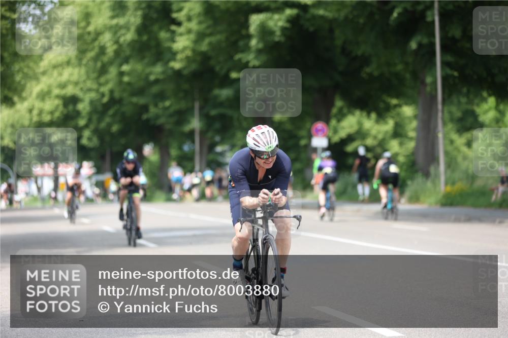 15.06.2025 - 7 Türme Triathlon Yannick Fuchs http://msf.ph/oto/8003880 15.06.2025 13:17:09 Radfahren 445, 563, 566, 893, 1039, 1062 meine-sportfotos.de