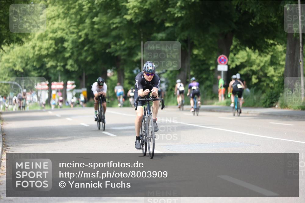 15.06.2025 - 7 Türme Triathlon Yannick Fuchs http://msf.ph/oto/8003909 15.06.2025 13:17:10 Radfahren 397, 445, 566, 756, 893, 1039, 1062 meine-sportfotos.de