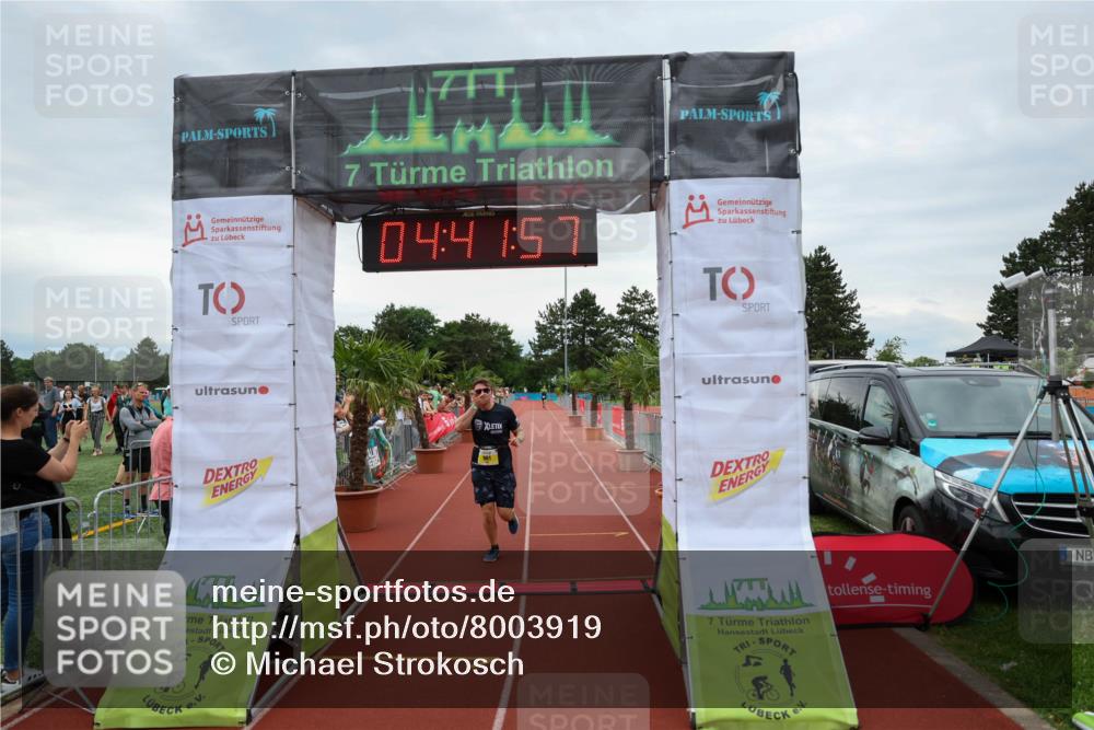15.06.2025 - 7 Türme Triathlon Michael Strokosch http://msf.ph/oto/8003919 15.06.2025 14:41:56 Ziel 961 meine-sportfotos.de