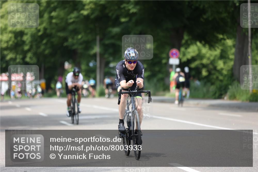 15.06.2025 - 7 Türme Triathlon Yannick Fuchs http://msf.ph/oto/8003933 15.06.2025 13:17:10 Radfahren 397, 445, 566, 756, 893, 1039, 1062 meine-sportfotos.de