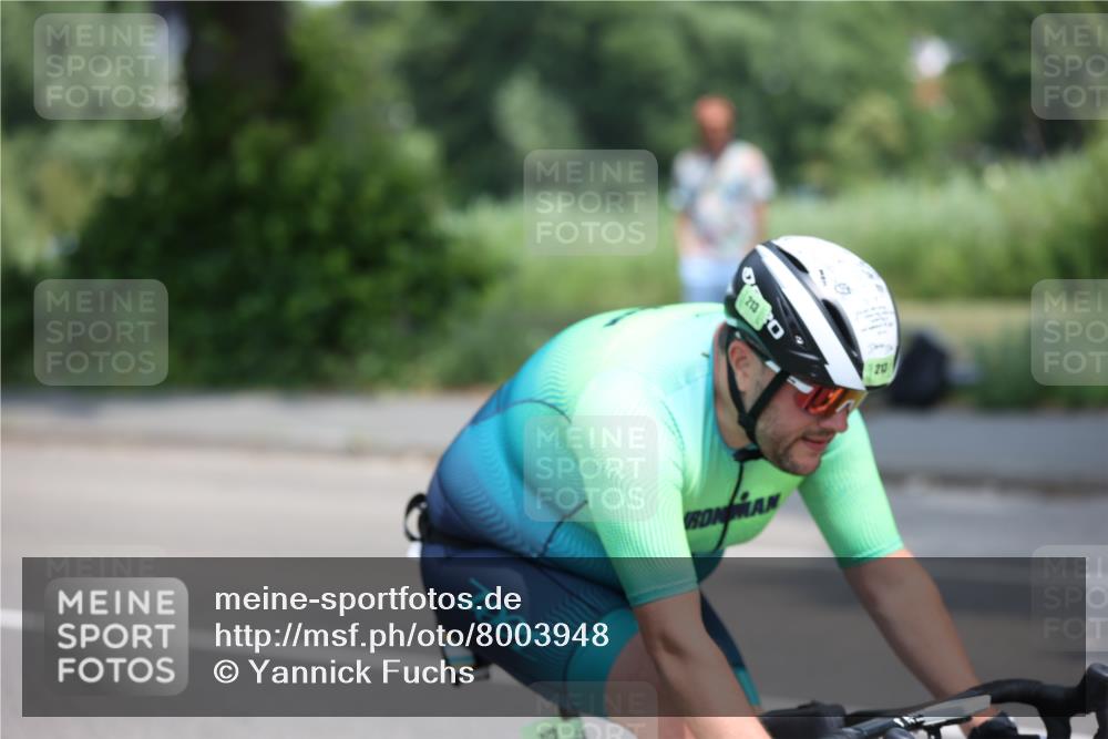 15.06.2025 - 7 Türme Triathlon Yannick Fuchs http://msf.ph/oto/8003948 15.06.2025 12:34:52 Radfahren 213, 338, 383 meine-sportfotos.de