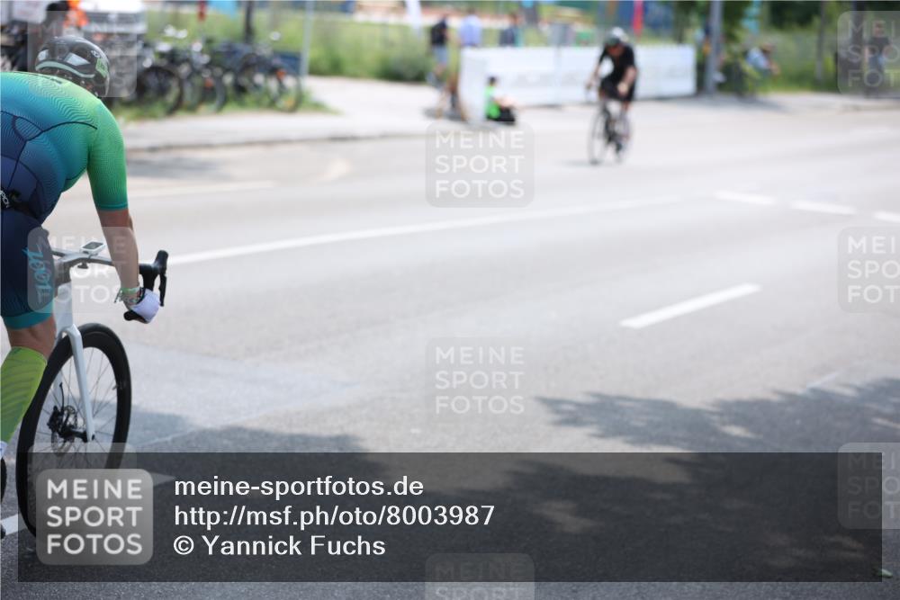 15.06.2025 - 7 Türme Triathlon Yannick Fuchs http://msf.ph/oto/8003987 15.06.2025 12:34:52 Radfahren 213, 338, 383 meine-sportfotos.de