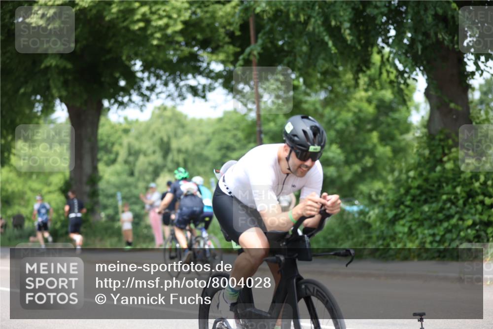 15.06.2025 - 7 Türme Triathlon Yannick Fuchs http://msf.ph/oto/8004028 15.06.2025 13:17:12 Radfahren 397, 445, 541, 566, 756, 893, 1039, 1062 meine-sportfotos.de