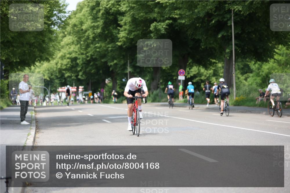 15.06.2025 - 7 Türme Triathlon Yannick Fuchs http://msf.ph/oto/8004168 15.06.2025 13:17:17 Radfahren 397, 541, 756, 819, 823 meine-sportfotos.de