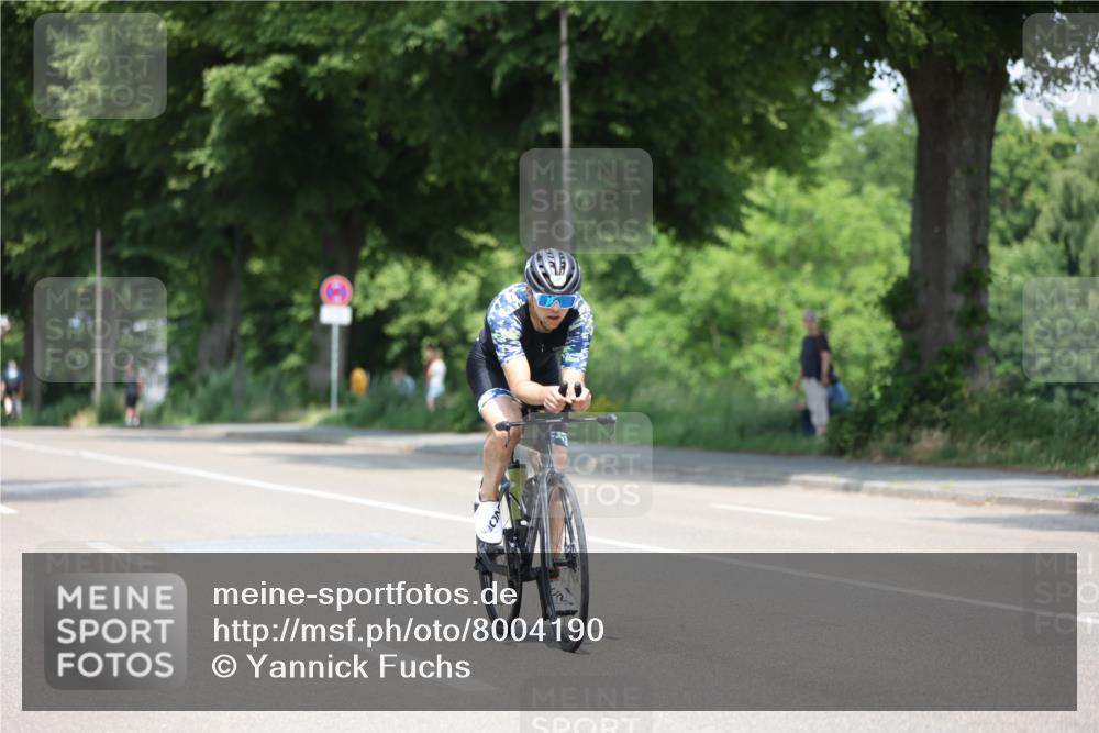 15.06.2025 - 7 Türme Triathlon Yannick Fuchs http://msf.ph/oto/8004190 15.06.2025 12:35:46 Radfahren 280, 522 meine-sportfotos.de