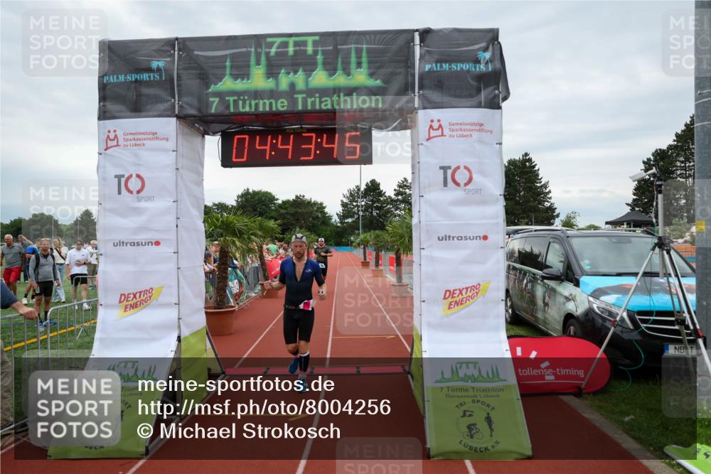 15.06.2025 - 7 Türme Triathlon Michael Strokosch http://msf.ph/oto/8004256 15.06.2025 14:43:44 Ziel 333, 424, 486, 534 meine-sportfotos.de
