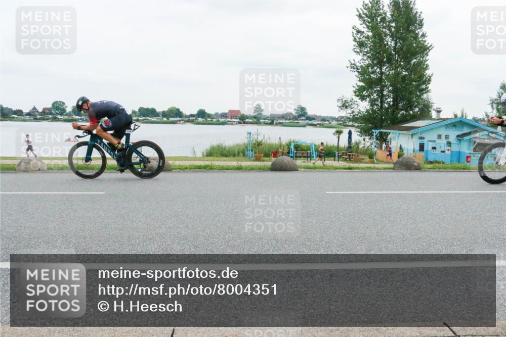 21.06.2025 - 27. Vierlanden-Triathlon H.Heesch http://msf.ph/oto/8004351 15.06.2025 12:58:51 Radfahren 1102, 1114, 1124, 1145, 1158 meine-sportfotos.de