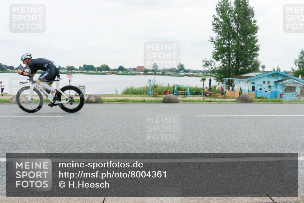 21.06.2025 - 27. Vierlanden-Triathlon H.Heesch http://msf.ph/oto/8004361 15.06.2025 12:58:51 Radfahren 1102, 1114, 1124, 1145, 1158 meine-sportfotos.de