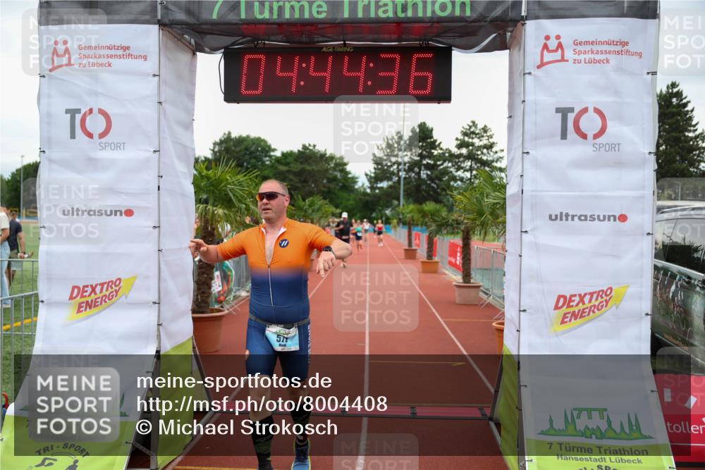 15.06.2025 - 7 Türme Triathlon Michael Strokosch http://msf.ph/oto/8004408 15.06.2025 14:44:35 Ziel 579 meine-sportfotos.de