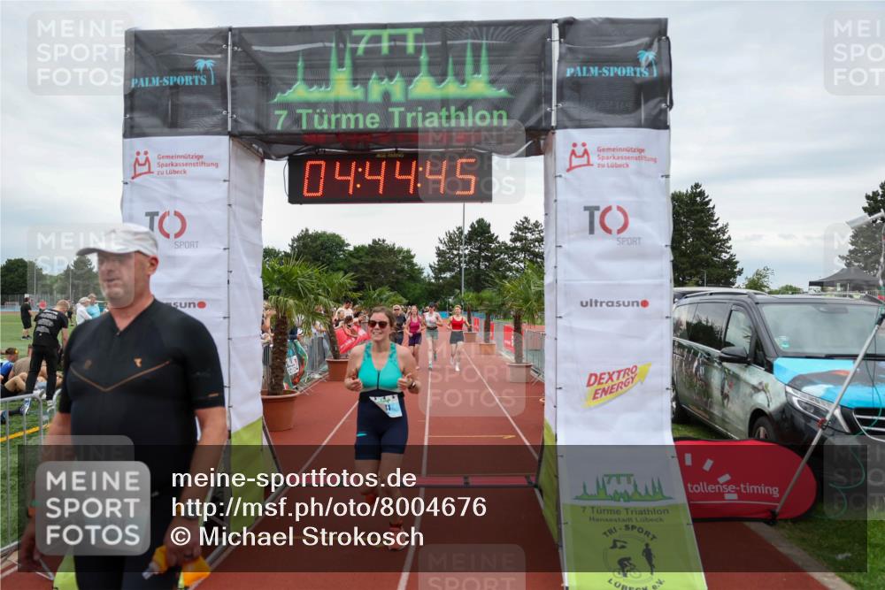 15.06.2025 - 7 Türme Triathlon Michael Strokosch http://msf.ph/oto/8004676 15.06.2025 14:44:45 Ziel 454, 525, 581, 617 meine-sportfotos.de