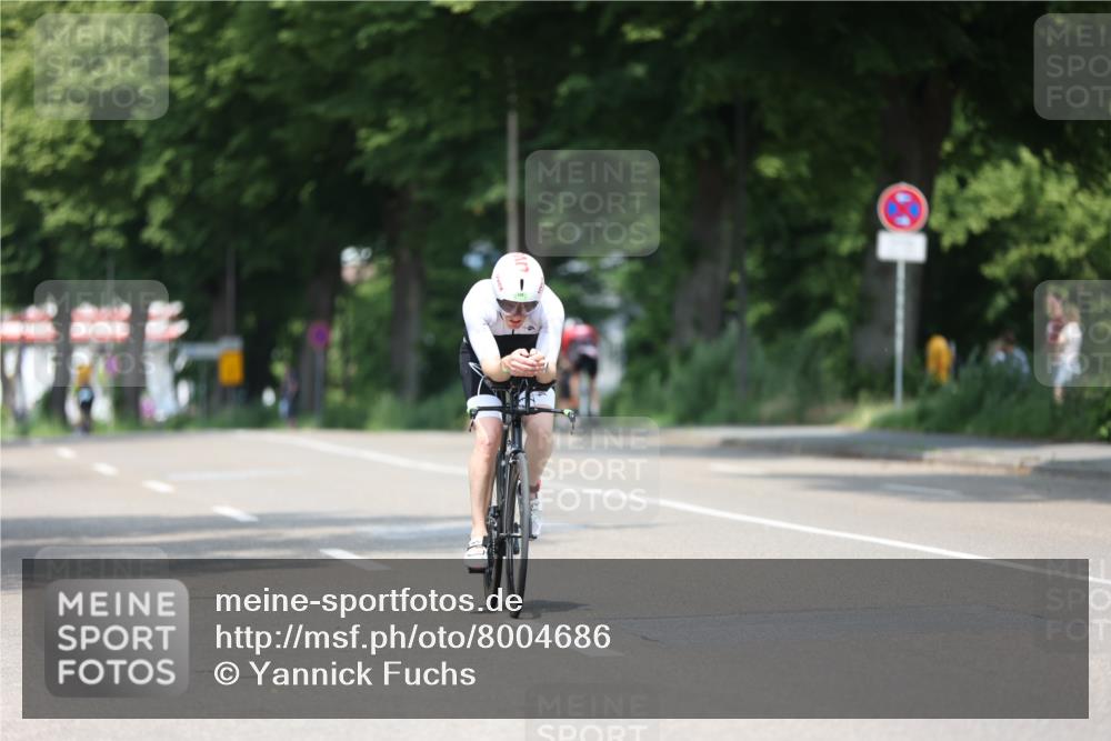 15.06.2025 - 7 Türme Triathlon Yannick Fuchs http://msf.ph/oto/8004686 15.06.2025 12:36:13 Radfahren 220 meine-sportfotos.de
