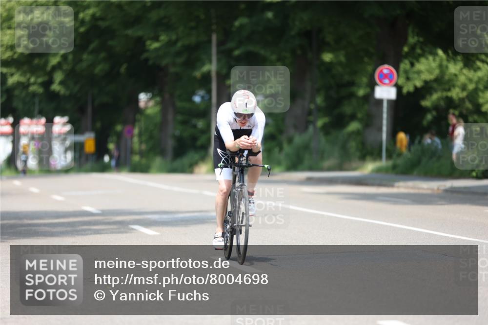 15.06.2025 - 7 Türme Triathlon Yannick Fuchs http://msf.ph/oto/8004698 15.06.2025 12:36:13 Radfahren 220 meine-sportfotos.de