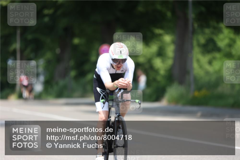 15.06.2025 - 7 Türme Triathlon Yannick Fuchs http://msf.ph/oto/8004718 15.06.2025 12:36:13 Radfahren 220 meine-sportfotos.de