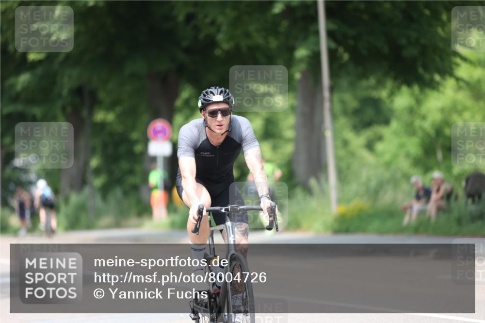 15.06.2025 - 7 Türme Triathlon Yannick Fuchs http://msf.ph/oto/8004726 15.06.2025 13:17:37 Radfahren 489, 543, 574, 590, 666, 764, 800, 850, 894 meine-sportfotos.de