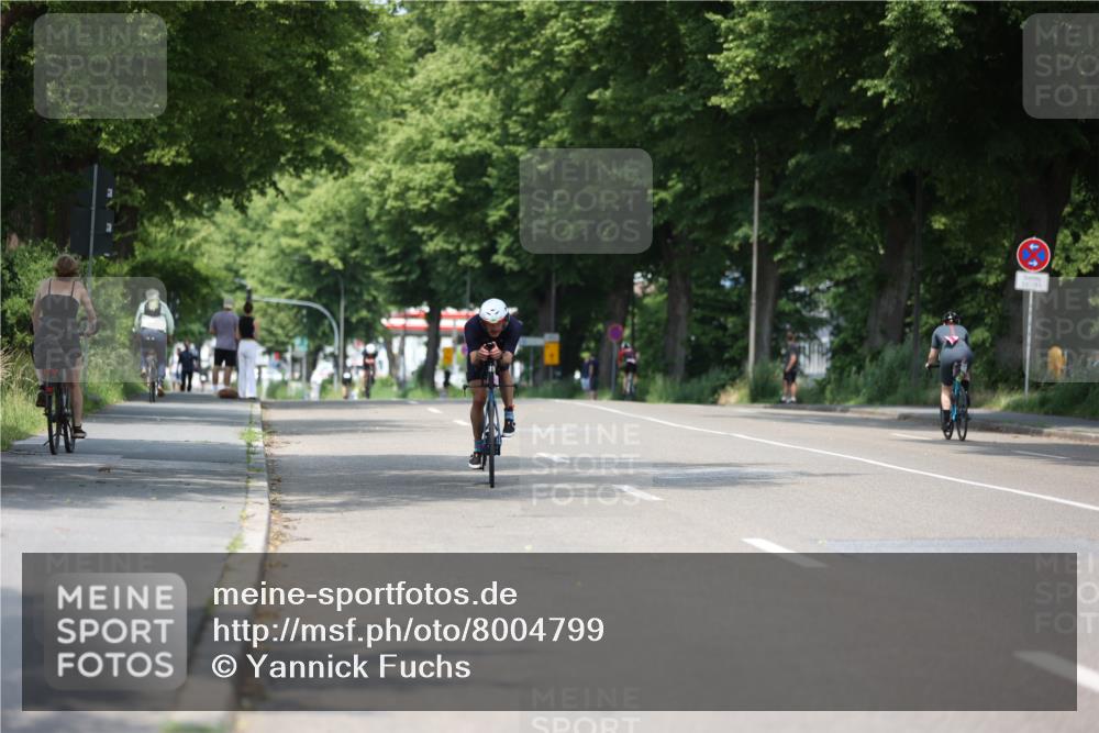 15.06.2025 - 7 Türme Triathlon Yannick Fuchs http://msf.ph/oto/8004799 15.06.2025 12:36:18 Radfahren 667 meine-sportfotos.de