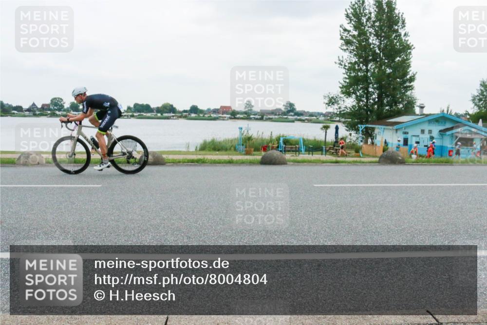 21.06.2025 - 27. Vierlanden-Triathlon H.Heesch http://msf.ph/oto/8004804 15.06.2025 13:00:32 Radfahren 1057, 1058, 1059, 1060, 1112, 1120, 1123, 1146, 1161 meine-sportfotos.de