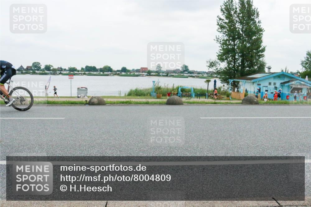 21.06.2025 - 27. Vierlanden-Triathlon H.Heesch http://msf.ph/oto/8004809 15.06.2025 13:00:32 Radfahren 1057, 1058, 1059, 1060, 1112, 1120, 1123, 1146, 1161 meine-sportfotos.de