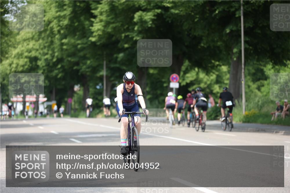 15.06.2025 - 7 Türme Triathlon Yannick Fuchs http://msf.ph/oto/8004952 15.06.2025 13:17:47 Radfahren 326, 584, 645, 796 meine-sportfotos.de