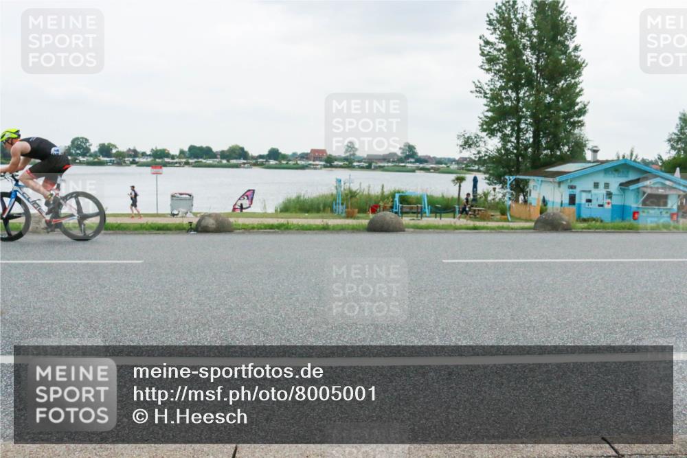 21.06.2025 - 27. Vierlanden-Triathlon H.Heesch http://msf.ph/oto/8005001 15.06.2025 13:01:08 Radfahren 1107, 1130 meine-sportfotos.de