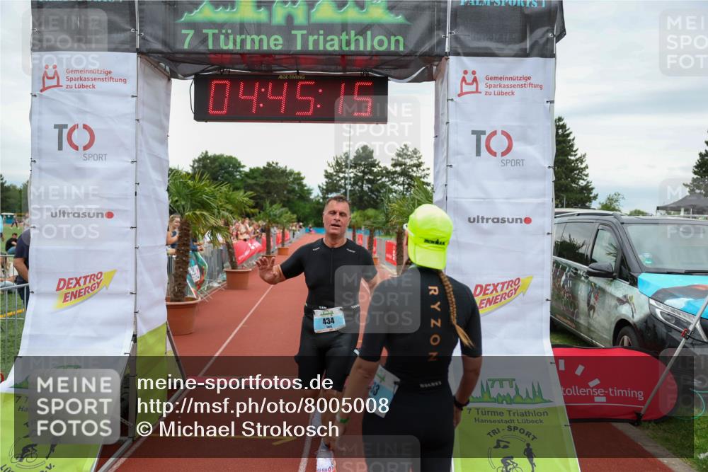 15.06.2025 - 7 Türme Triathlon Michael Strokosch http://msf.ph/oto/8005008 15.06.2025 14:45:15 Ziel 434 meine-sportfotos.de
