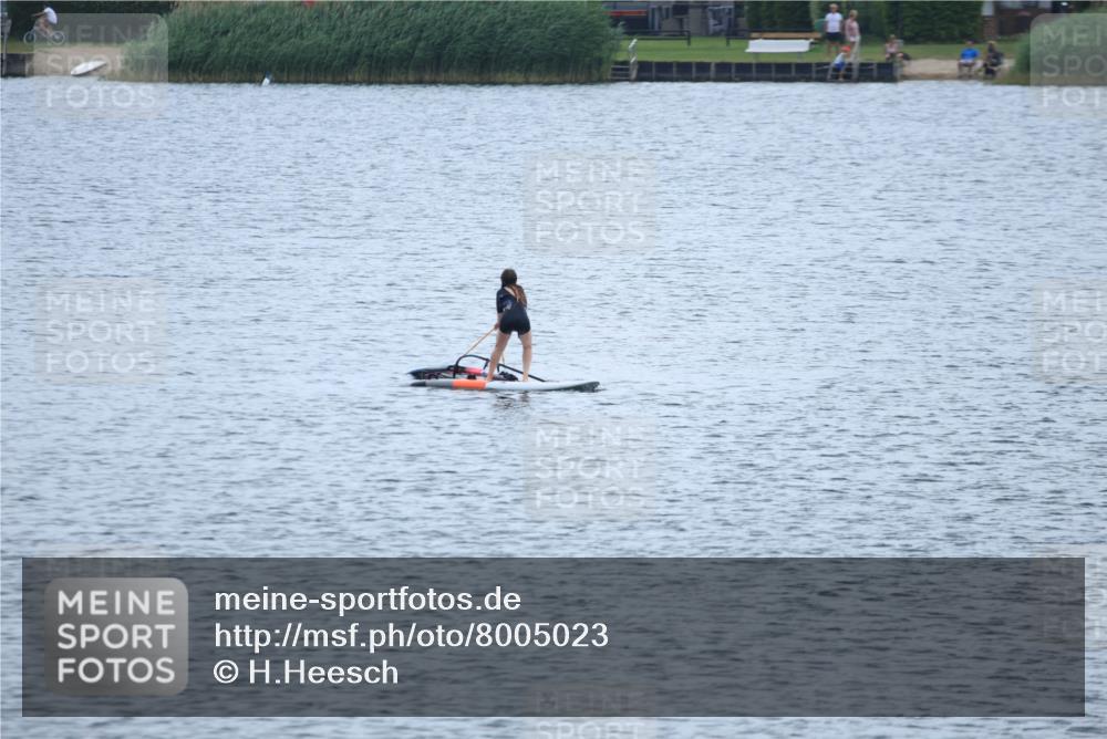 21.06.2025 - 27. Vierlanden-Triathlon H.Heesch http://msf.ph/oto/8005023 15.06.2025 12:56:32 Radfahren  meine-sportfotos.de